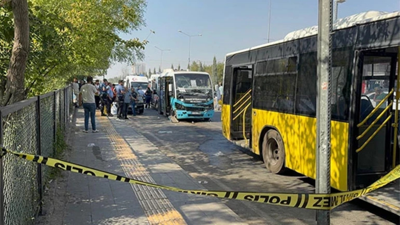 Diyarbakır'da minibüs otobüse çarptı: 15 yaralı