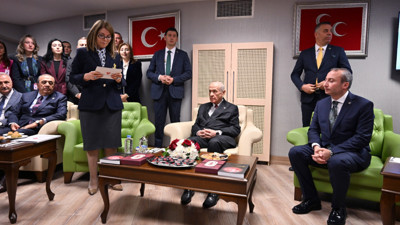 Bahçeli, partisinin Siyaset ve Liderlik Okulu'nun yeni eğitim yılı açılışına katıldı