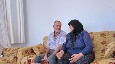Bakan Kurum, depremde gözyaşı döken Koyunlu çiftinin yeni görüntülerini paylaştı