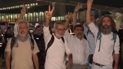 Gazze'ye yardım filosundaki 15 Türk daha yurda döndü