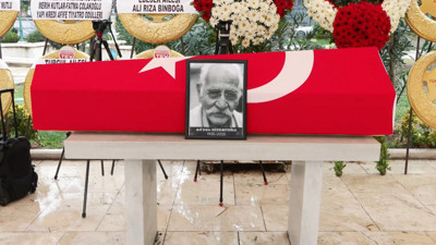 Oyuncu Arif Erkin Güzelbeyoğlu son yolculuğuna uğurlandı