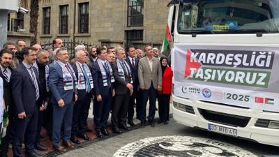 Trabzon’dan Gazze’ye ‘Kardeşlik TIR’ları' uğurlandı