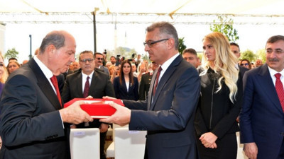 KKTC'de Cumhurbaşkanı Erhürman görevi devraldı! Cevdet Yılmaz da oradaydı