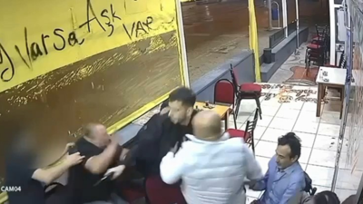 Çay ocağında otururken tabancayla vuruldu