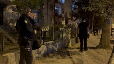 Annesinden para alamayınca kendine zarar vermeye kalktı