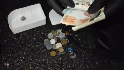 Çöp çöp dolaşıyorlar, buldukları ise servet değerinde