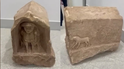 Roma dönemine ait, değeri 5 milyon lira: İnsan ve hayvan figürlü mezar steli ele geçirildi