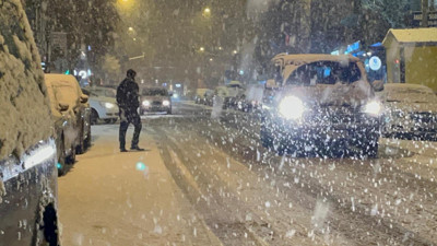 Ardahan’a lapa lapa kar yağdı