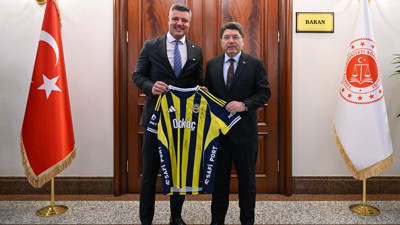 Adalet Bakanı Tunç, Sadettin Saran ile bir araya geldi