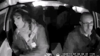 Taksiden 15 bin TL çalan kadın şüpheli tutuklandı; hırsızlık anı kamerada