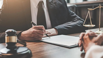 Avukatlara yeni düzenleme: Uymazlarsa disiplin ve para cezası uygulanacak!