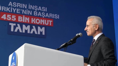 Asrın inşasında tarihi gün: 455 bin konut teslim edildi! Bakan Uraloğlu: “Geleceğimizi hep birlikte inşa ediyoruz”