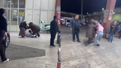 Kadınların saç saça baş başa kavgası kamerada