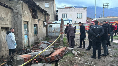 Bursa’da lodos can aldı: Yıkılan duvarın altında kalan genç hayatını kaybetti