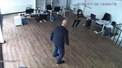 Bursa’da lodos dehşeti: Plazanın tavanı çöktü, facia kıl payı atlatıldı