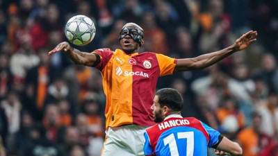Osimhen'den transferde müjdesi: Galatasaray'a gelmeleri için uğraşıyorum