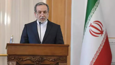 İran’dan Zelenski’ye: Dünya palyaçolardan bıktı