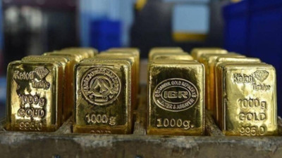 Altın fiyatları ilk kez 5 bin doların üzerine çıkarak tarihi zirvesini yeniledi