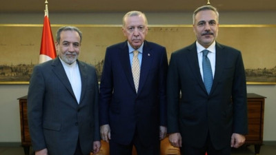 Cumhurbaşkanı Erdoğan, İran Dışişleri Bakanı Erakçi’yi kabul etti