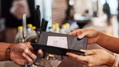 Lokanta ve Kafelerde Servis, Kuver ve Masa Ücreti Yasaklandı