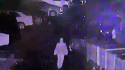 İstanbul'da ısınmak için ateş yakan şahıs 5 aracı küle çevirdi