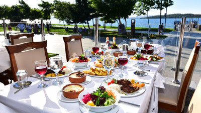 İBB Meclisinde iftar menülerine yüzde 27,27'ye varan oranda zam yapıldı