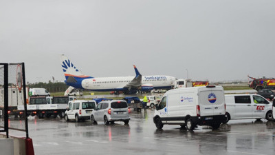 Antalya Havalimanı’nda kalkış öncesi panik: SunExpress uçağında iniş takımı arızası