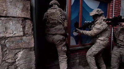 İki ilde tefecilik çetesi çökertildi! 25 milyarlık para trafiği, 2.2 milyarlık mal varlığına el konuldu