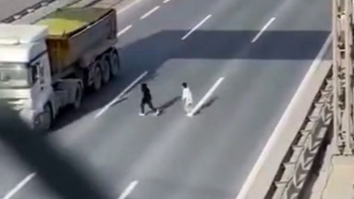 TEM Otoyolu'nda çocukların tehlikeli yolculuğu