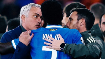 Şampiyonlar Ligi'nde olaylı gece! Vinicius Junior'e attığı gol sonrası ırkçılık