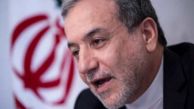 İran Dışişleri Bakanı müzakere için Cenevre’de: Hem savaşa hem barışa hazırız