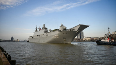 TCG Anadolu Hollanda'yı büyüledi