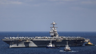 ABD'nin en büyük uçak gemisi Kızıldeniz'de!