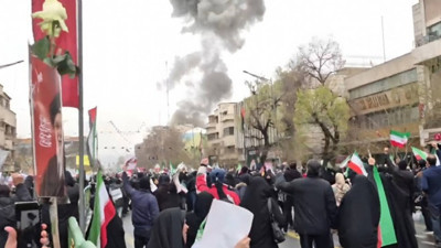 İsrail’in uyarısından dakikalar sonra! İran'da miting alanında patlama