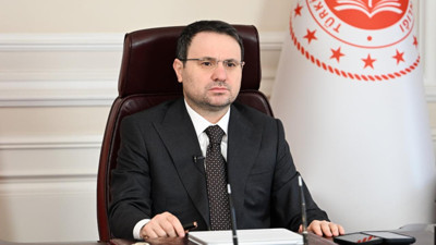 Adalet Bakanı Akın Gürlek’ten yeni anayasa mesajı: “Demokrasimizi darbe anayasasından kurtaracağız”