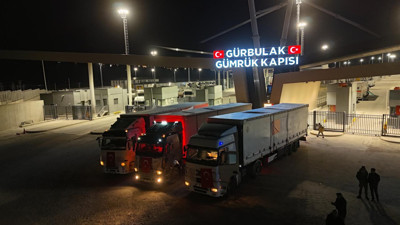 Türkiye’den İran’a 3 tır tıbbi yardım