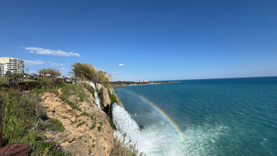 Düden Şelalesi'nde gökkuşağı hayran bıraktı