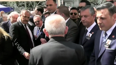 Kılıçdaroğlu ve Özgür Özel arasında soğuk rüzgarlar! Elini sıkmadı