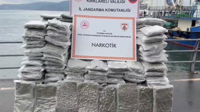 İçişleri Bakanlığı duyurdu: "İstanbul açıklarında 200 kilogram skunk ele geçirildi"