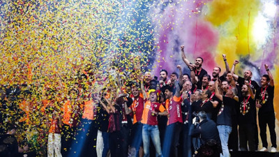 Şampiyon Galatasaray'dan RAMS Park'ta görkemli kutlama: Üst üste dördüncü kez mutlu sona ulaştılar