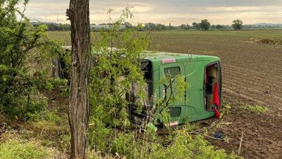 Çanakkale'de otobüs devrildi: 46 yaralı