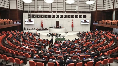 Gözler TBMM’de! Yeni resmi tatil geliyor: Tarih belli oldu