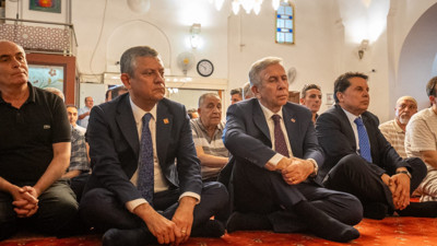 Özgür Özel ve Mansur Yavaş, Ferdi Zeyrek için okutulan Mevlid-i Şerife katıldı
