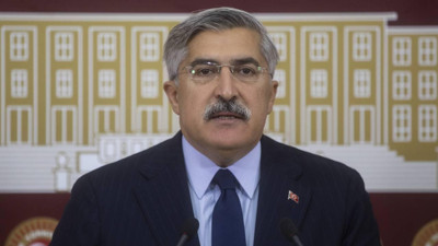 Yayman'dan dikkat çeken mesaj: "AK Parti'nin rakibi muhalefet değil, kendisi"