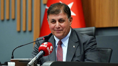 Cemil Tugay CHP'den istifa etti