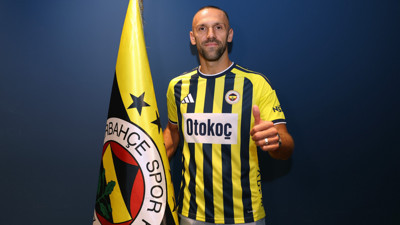 Fenerbahçe, Vedat Muriqi ile 3 yıllık sözleşme imzaladı