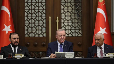 Cumhurbaşkanı Erdoğan’dan aşure günü mesajı: “Kerbela’nın acısını hâlâ yüreğimizde taşıyoruz”