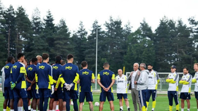 Fenerbahçe'den Muriqi'nin yanına yıldız hamlesi! 25 milyon euroluk golcü için düğmeye basıldı
