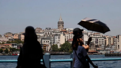 İstanbul'da yarın hissedilen sıcaklığın 40 dereceyi bulması bekleniyor