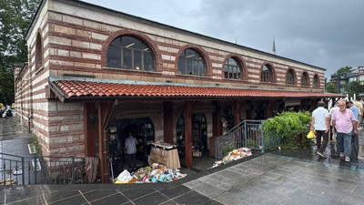 Üsküdar Sahaflar Çarşısı'nı su bastı